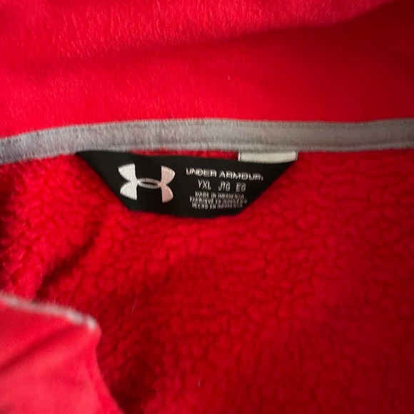 YXL UnderArmour zip up - Picture 3 of 3
